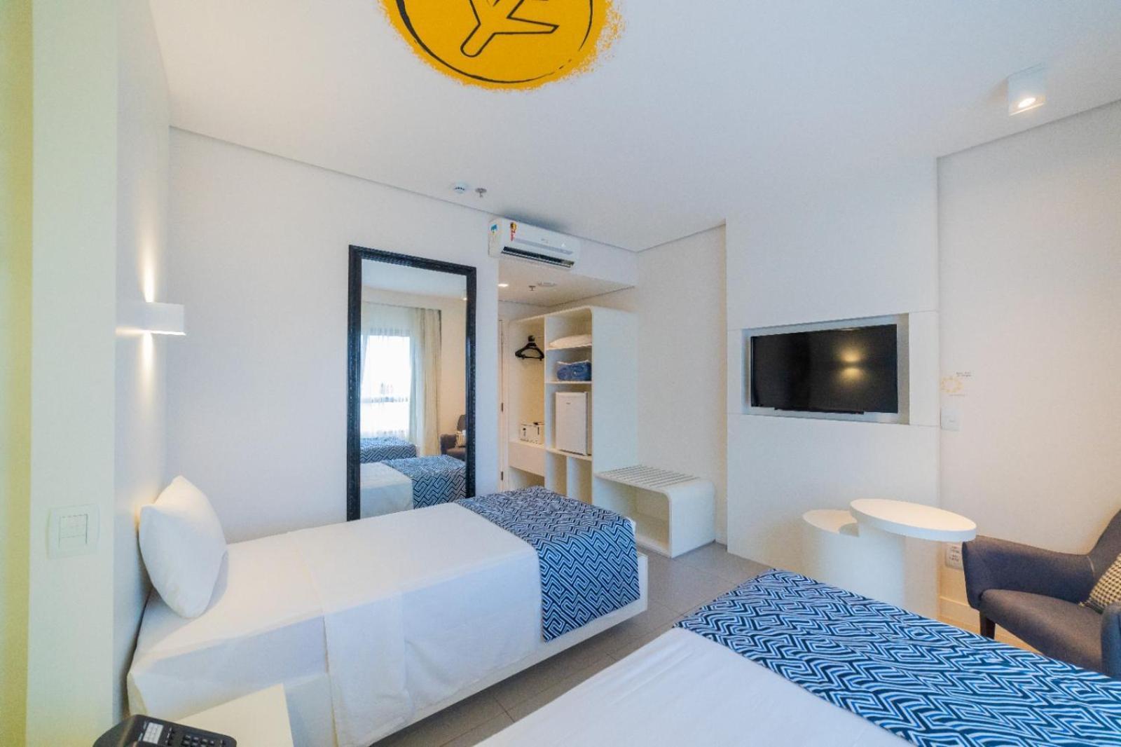Ibis Styles Maracanau Bagian luar foto